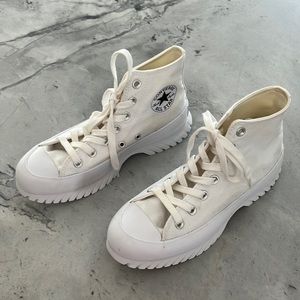 New white Converse chuck Taylor platforms size w7 m5